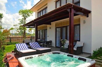Kosmos Phu Quoc Villa Buitenkant foto